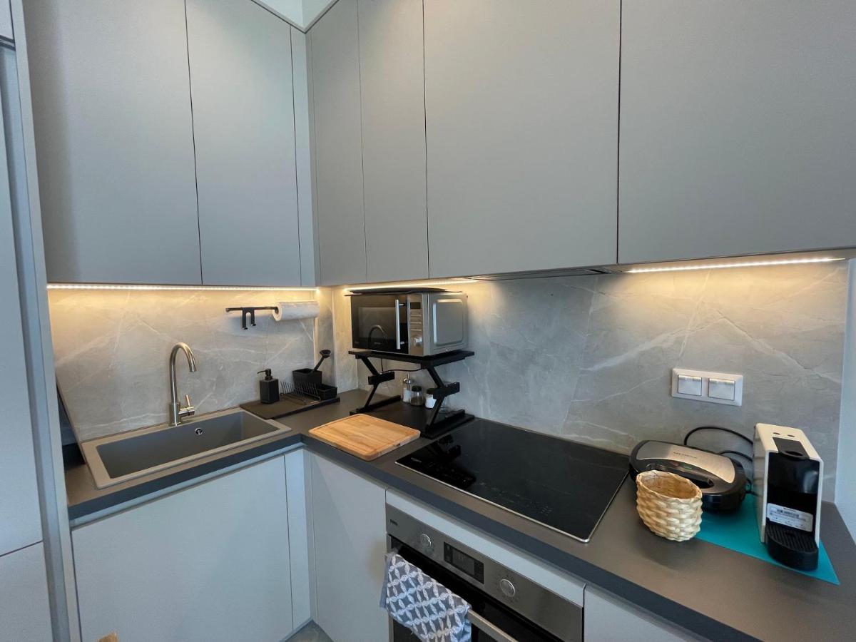 Callisto Luxury Suite Nikiti  Esterno foto