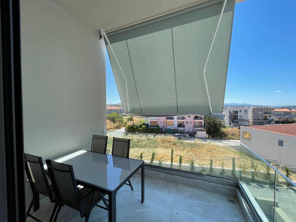 Callisto Luxury Suite Nikiti  Esterno foto