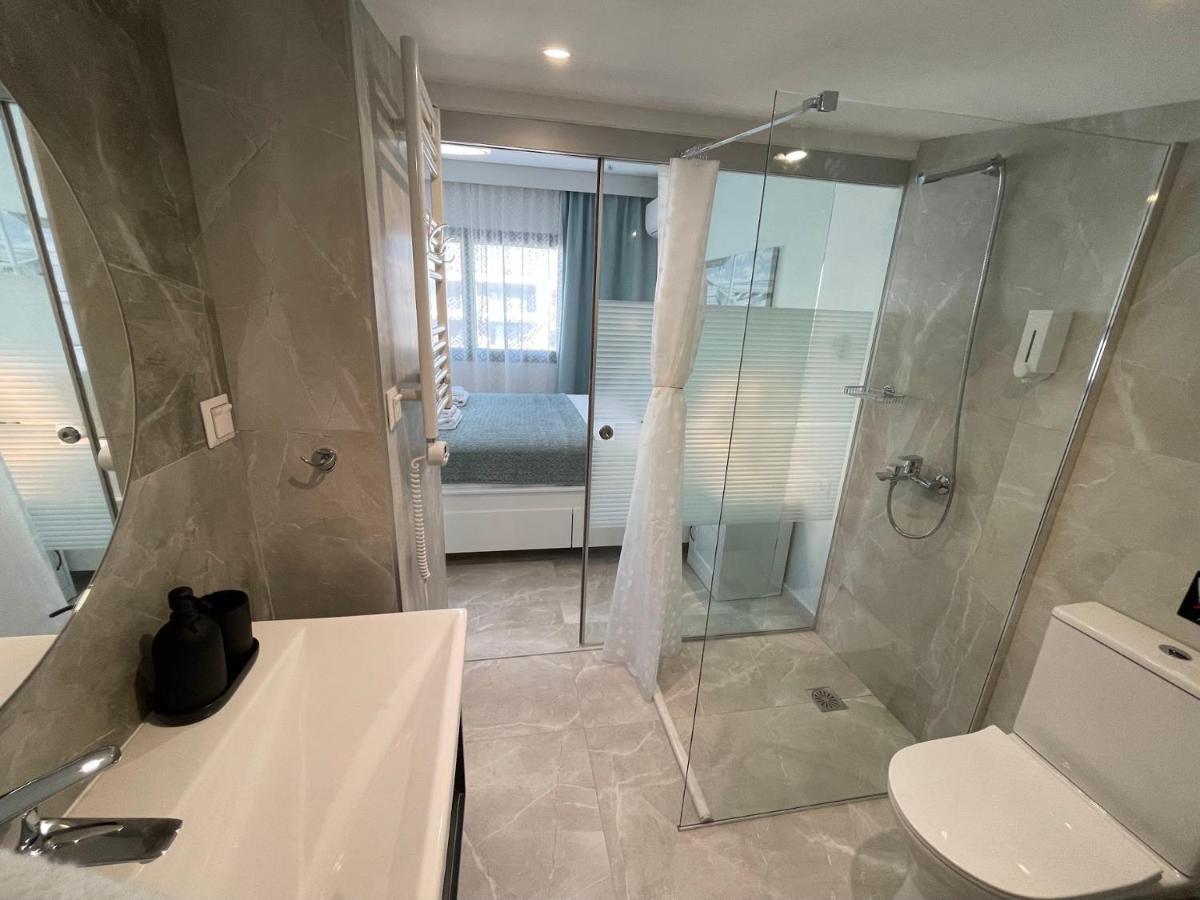 Callisto Luxury Suite Nikiti  Esterno foto
